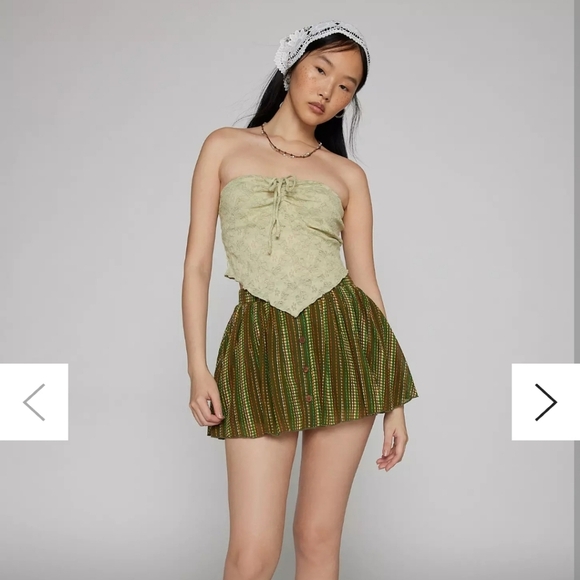 Urban Outfitters Dresses & Skirts - Kimchi Blue Bonnie Button-Front Mini Skirt Sz M